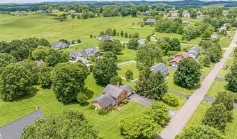 19464 Triple Crown Dr, Abingdon, VA 24211