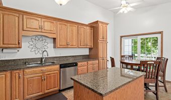 7923 147th St W, Apple Valley, MN 55124