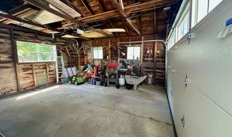 23 Holland St, Bangor, ME 04401