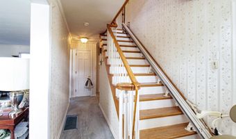 7 Mapleton Dr, Bedford, IN 47421