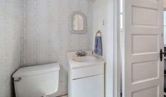 596 Morris St, Albany, NY 12208