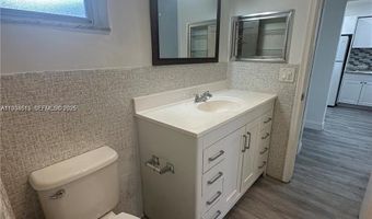 2800 NE 203rd St 10, Aventura, FL 33180