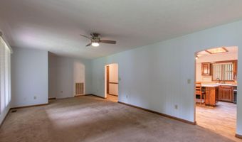 17183 Dogwood Dr, Abingdon, VA 24210