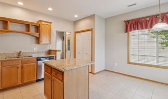 3613 NE Cottonwood Ln, Ankeny, IA 50021
