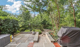 5018 DOMAIN Pl, Alexandria, VA 22311