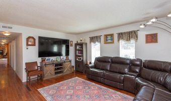 20 Nichol St, Carlsbad, NM 88220