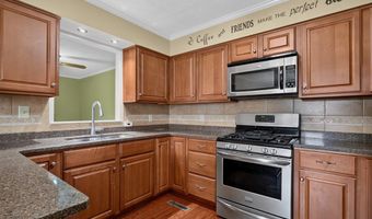 225 W Gate Dr, Baxter, TN 38544