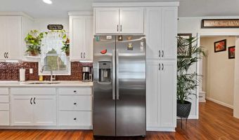 507 E Pine St, Atmore, AL 36502