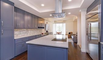 1110 W IVANHOE Blvd 9, Orlando, FL 32804