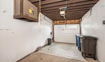 767 Skynob Dr, Ann Arbor, MI 48105