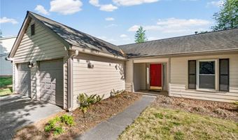 1194 Meadow Oaks Dr NW, Acworth, GA 30102