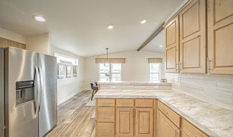 960 Cottage Ln, Blackfoot, ID 83221