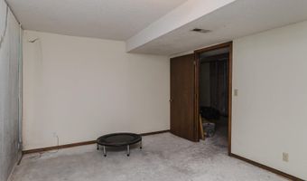 924 W Cedarwood Ct, Andover, KS 67002
