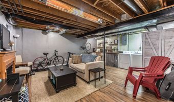 3027 Forest Creek Ct, Ann Arbor, MI 48108