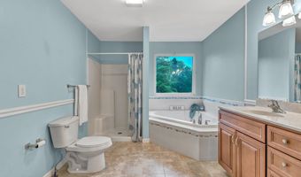 525 Barnegat Blvd, Beachwood, NJ 08722