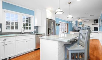 106 Cedar Island Rd, Narragansett, RI 02822