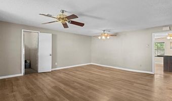 1136 S Maple Ave, Bartlesville, OK 74003
