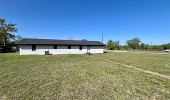 925 N Kirk St, Hico, TX 76457
