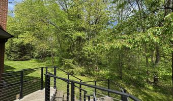 5557 N Territorial Rd, Ann Arbor, MI 48105