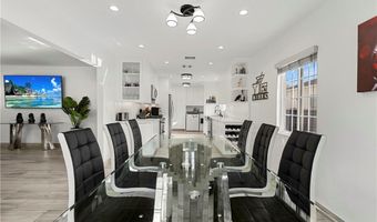 5030 Newcastle Ave, Encino, CA 91316