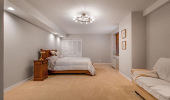1200 N NASH St 232, Arlington, VA 22209
