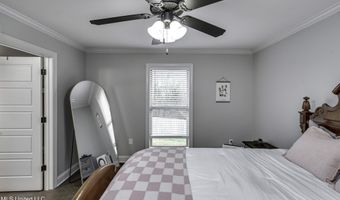 730 Sawgrass Lakes Dr, Brandon, MS 39042