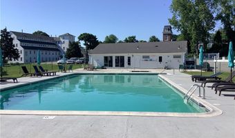 40 Web Ave 217, North Kingstown, RI 02852
