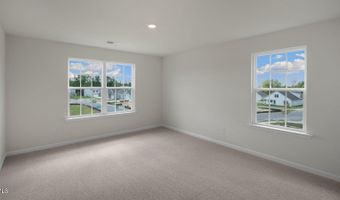 959 Misty Creek Dr, Aberdeen, NC 28315