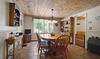 22 Burgess Rd, Foster, RI 02825