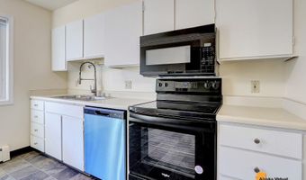 7441 Glade Pl, Anchorage, AK 99518