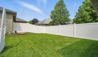 4942 Hemingway Dr, Ames, IA 50014