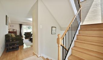 5210 POOKS HILL Rd #C-20, Bethesda, MD 20814
