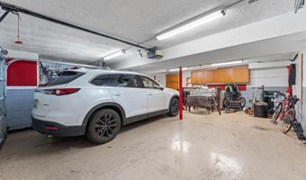 5121 BALTAN Rd, Bethesda, MD 20816