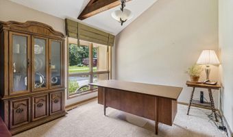 5007 Skycrest Dr, Ames, IA 50010