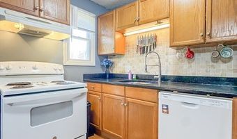 9 Acadia Kimball Rd 9, Amesbury, MA 01913