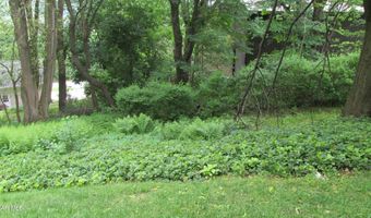 100 Lynndale Rd, Altoona, PA 16602