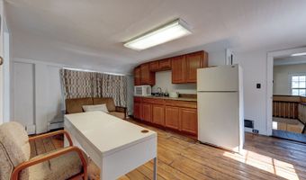 141 Dowd Ave, Canton, CT 06019