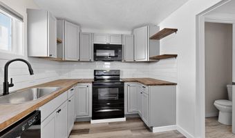 116 STANFORD Dr SE, Albuquerque, NM 87106