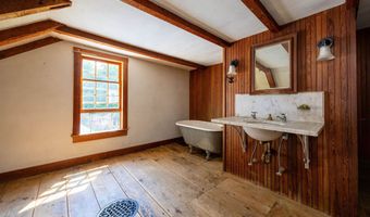 1199 Goss Hill Rd, Barnet, VT 05821