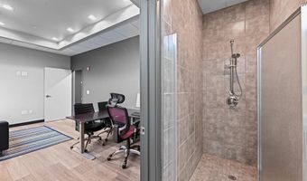 20755 WILLIAMSPORT Pl 380, Ashburn, VA 20147