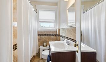 306 Deal Lake Dr 53, Asbury Park, NJ 07712