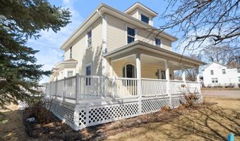 110 SD Hwy 11, Alcester, SD 57001