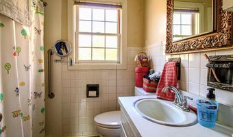 7 Mapleton Dr, Bedford, IN 47421