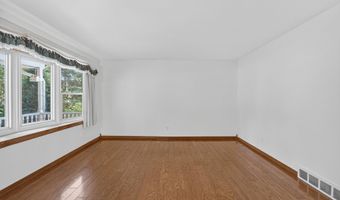 6809 Pilgrim Rd, Madison, WI 53711