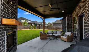 5910 SW Dryden Rd, Bentonville, AR 72713