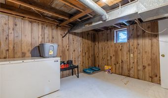 409 E Carbon Ave, Bridger, MT 59014