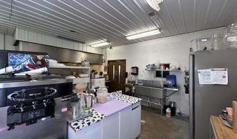 304 S Market St, Alton, MO 65606