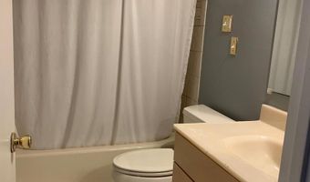 7501 DEMOCRACY Blvd #B-112, Bethesda, MD 20817