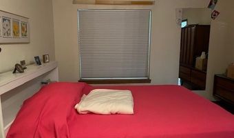 6302 Mineral Point Rd 303, Madison, WI 53705