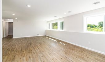 100 Schwinghammer Dr, Albany, MN 56307